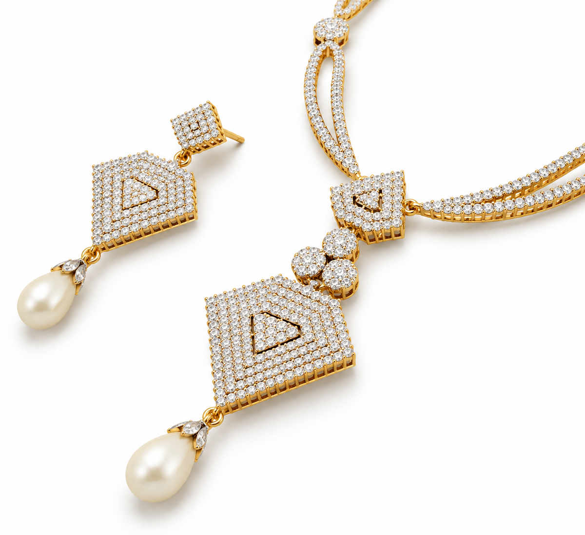 Gold Diamond Pearl Necklace Set